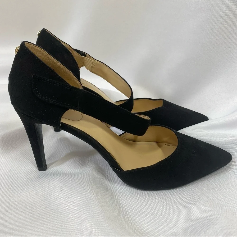 Liz Claiborne | Black Pointed Toe Velvet Heels Strap Women's Size 9.5